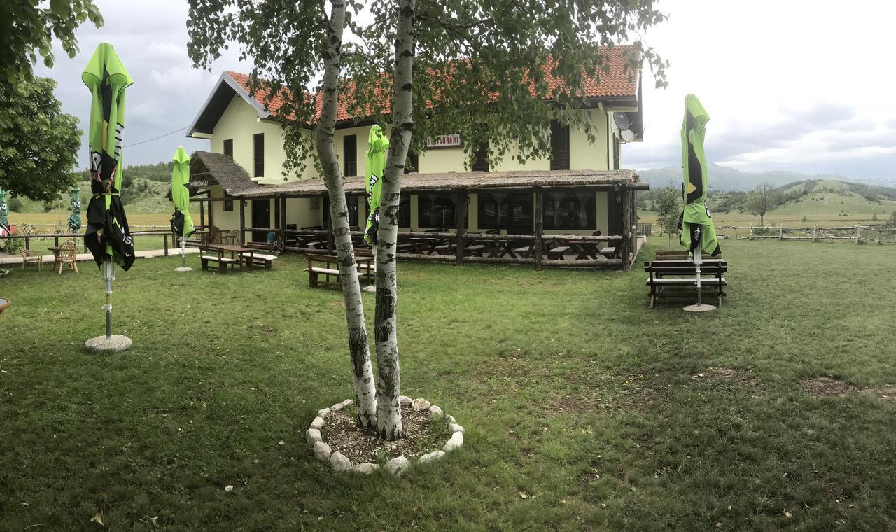 פלוזינה Motel Zaborje מראה חיצוני תמונה