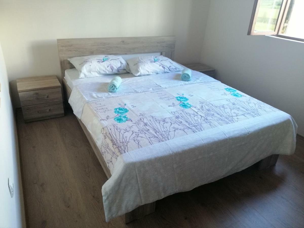 פלוזינה Motel Zaborje מראה חיצוני תמונה